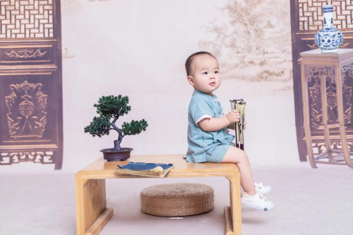 楚雄宝宝吃迷糊奶如何纠正